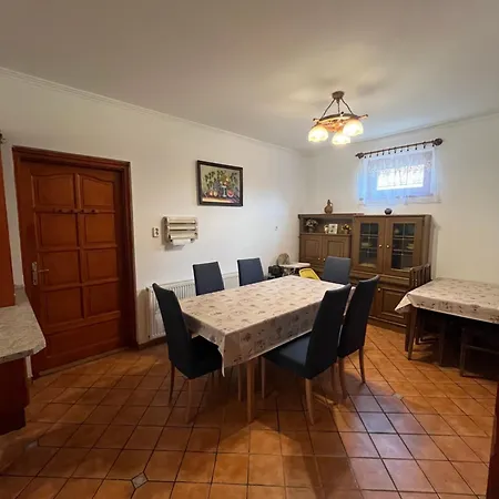 Dombi Vendeghaz בית אירוח Nyíregyháza