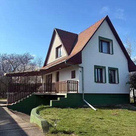 Dombi Vendeghaz Privatunterkunft *