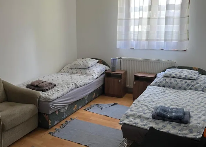 Dombi Vendeghaz * Nyíregyháza